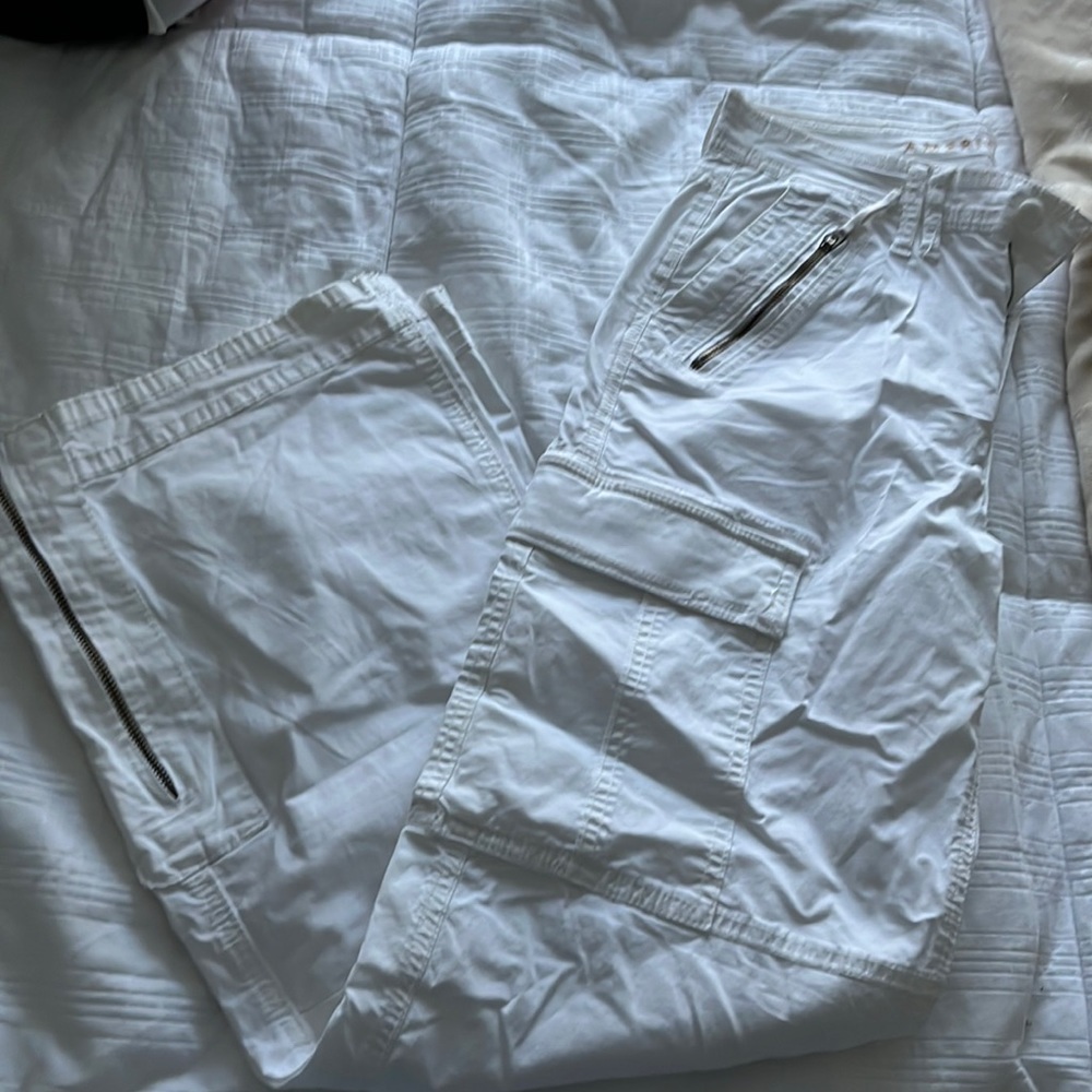 American Eagle Cargo Flare